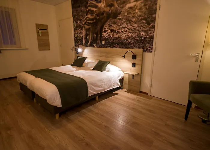 Hotell De Stoppelberg 3*